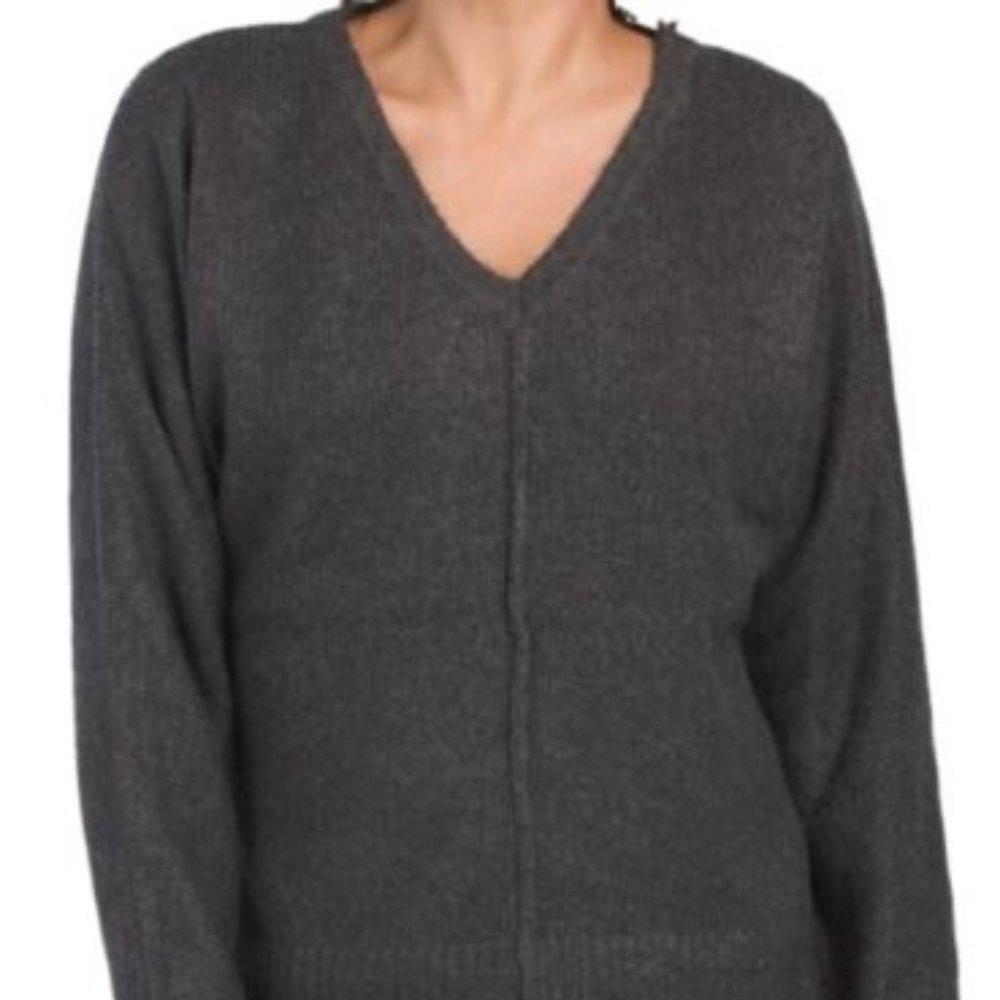 NWT Rachel Zoe Charcoal Gray V Neck Exposed Seam Long Sleeve‎ Sweater Size S